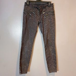 Zara Women’s Medium Rise Slim Fit Pants
